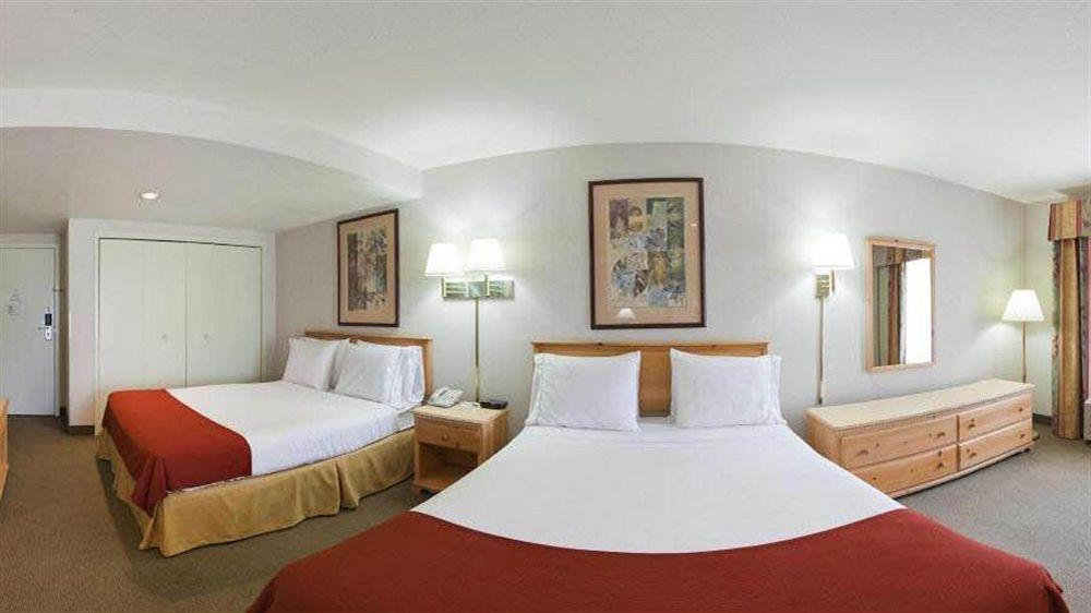 Holiday Inn Express Roseburg By Ihg Exteriör bild